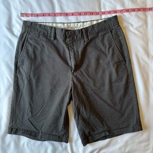 Old Navy Ultimate Slim Built in Flex Shorts